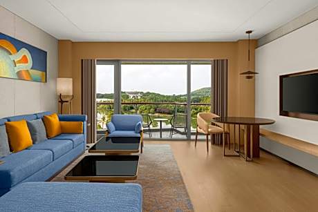 Executive King Suite with Balcony