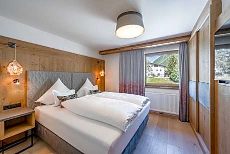 Deluxe Junior Suite