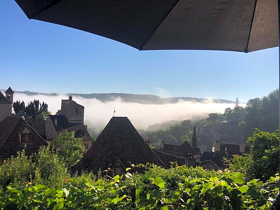 Maison Lapopie chambres et gîte