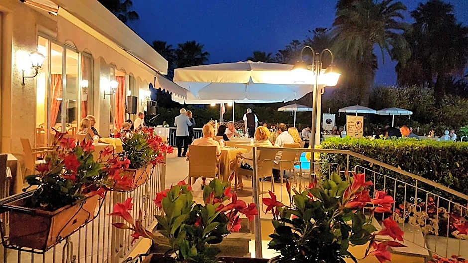 Hotel Paradiso