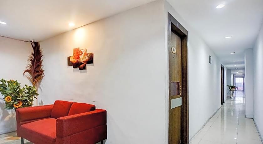 OYO 2574 Z Suites Hotel                                                                     