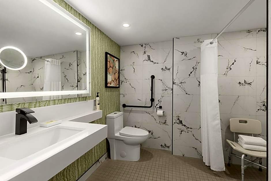 Le Parc Gatineau, Tapestry Collection by Hilton