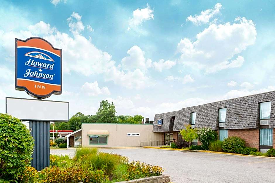 Howard Johnson by Wyndham Tillsonburg