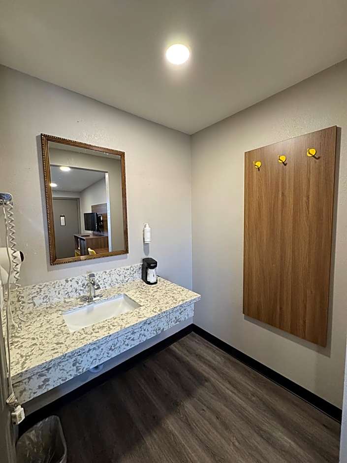 Days Inn by Wyndham Barstow