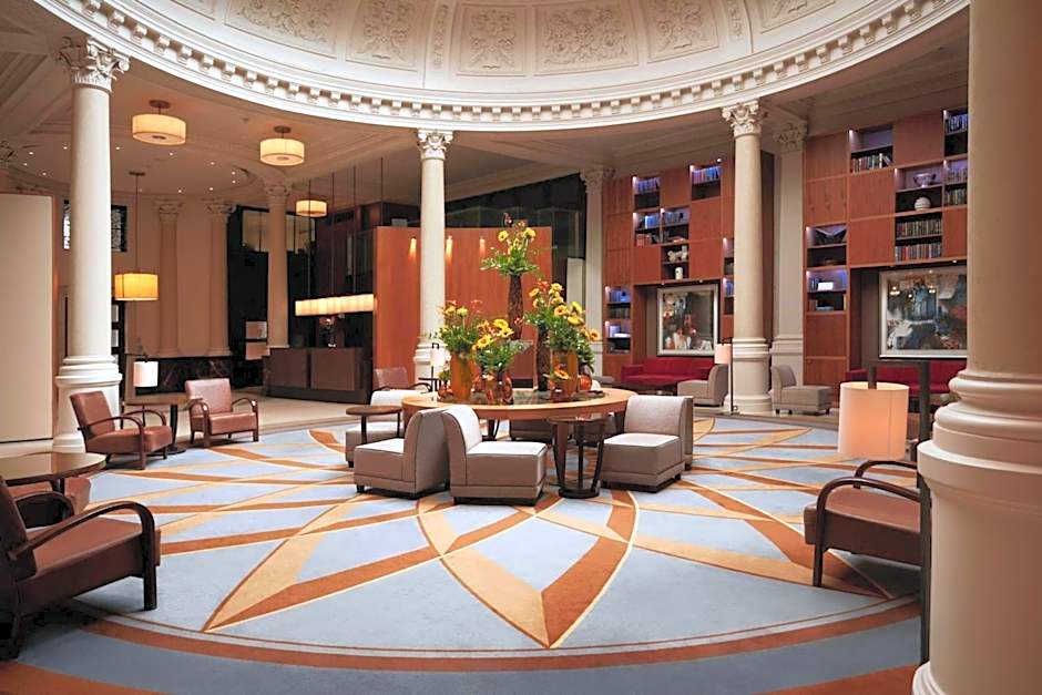 Threadneedles, Autograph Collection by Marriott