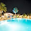 Alaroof Hotel