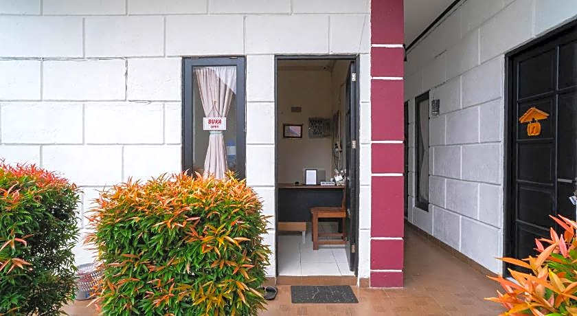 RedDoorz @ Wisma Pangrango