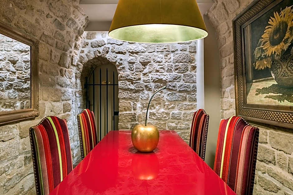 Hotel Saint-Paul Rive-Gauche