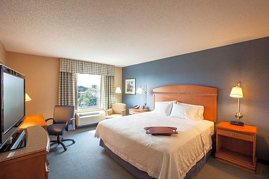 Hampton Inn By Hilton New York - Laguardia Airport