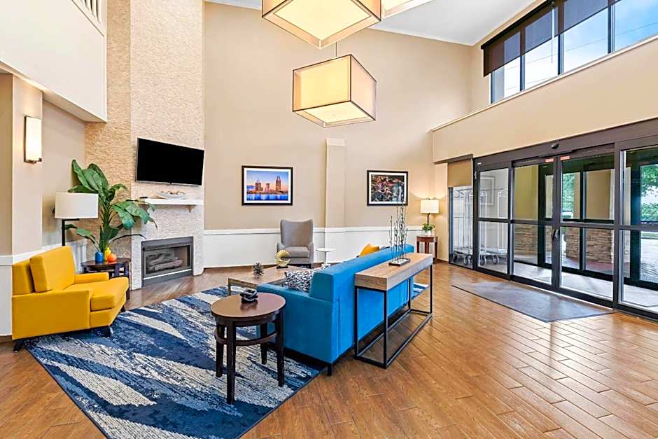 Comfort Suites Mobile East Bay