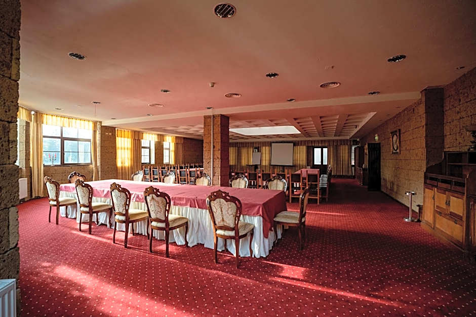 House of Dracula Hotel