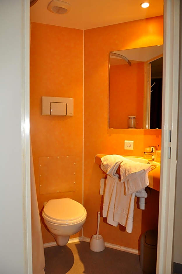Hotel Lux