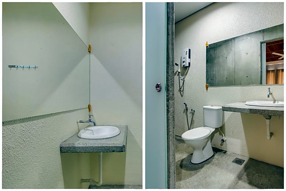 OYO 89454 Hotel Pavilion Inn