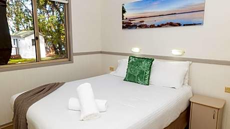 Two-Bedroom Villa with Bushland View