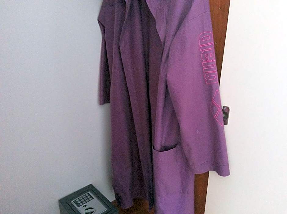 B&B Luce Viola
