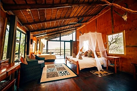 Pezulu Tree House Lodge