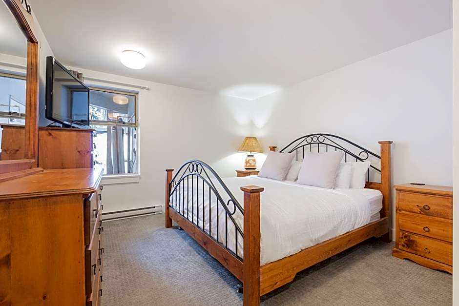 Gleneagles by Outpost Whistler