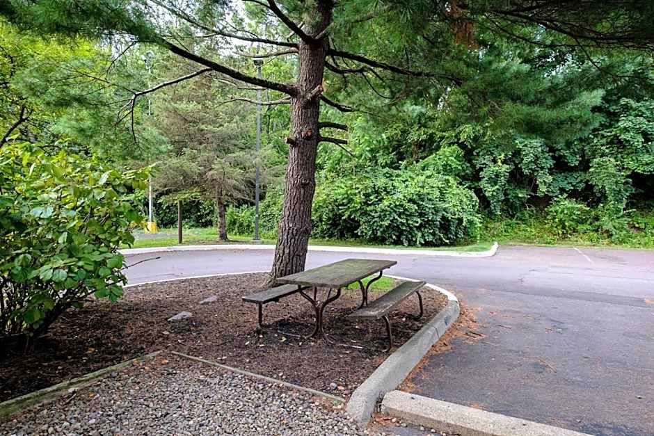 HomeTowne Studios Danville, PA