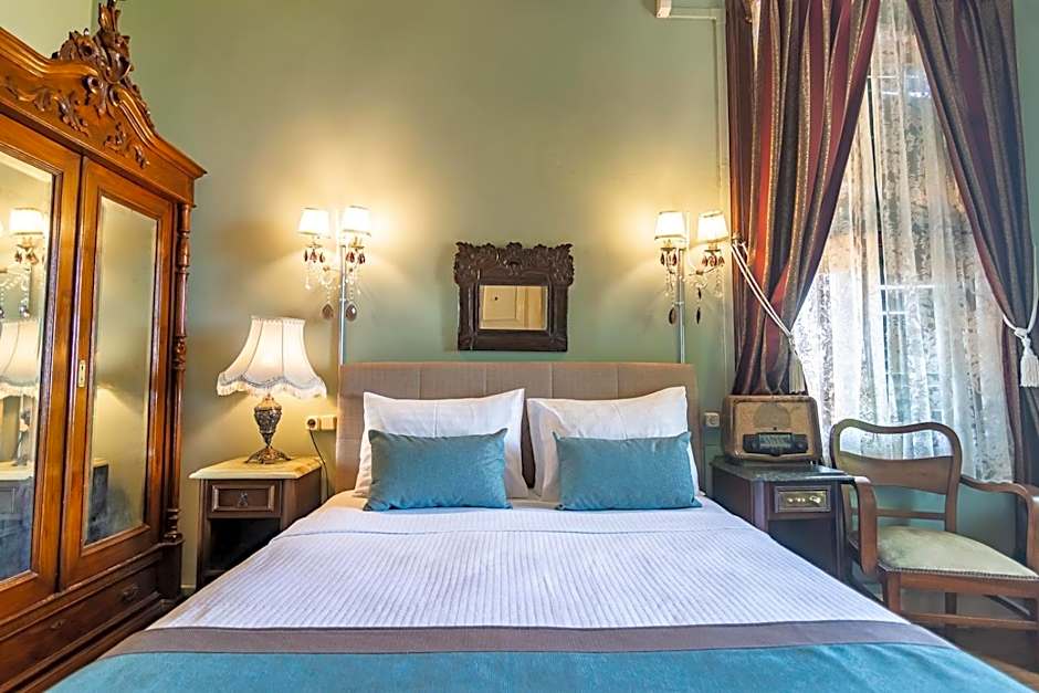 Büyükada Anastasia Meziki History Mansion