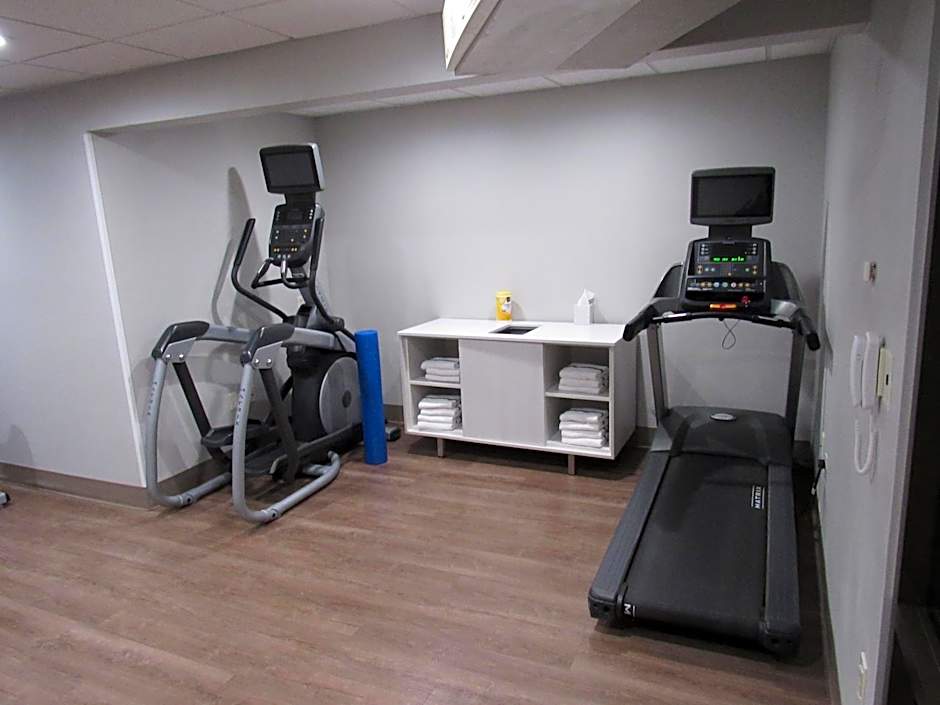 Holiday Inn Express Hotel & Suites Lincoln South By IHG