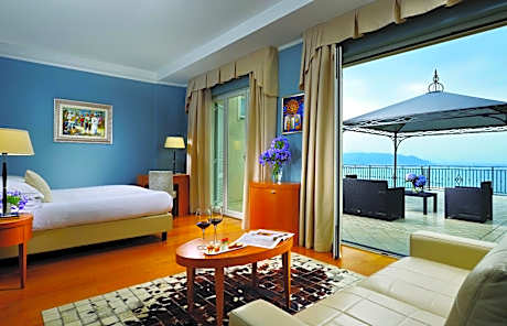 Junior Suite with Sea View