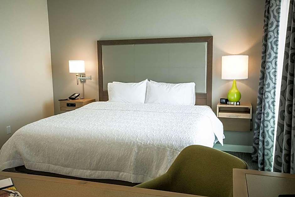 Hampton Inn By Hilton & Suites Tempe/Phoenix Airport, Az