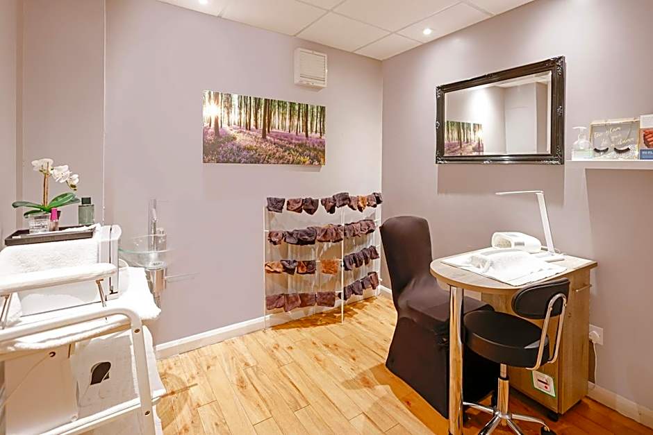 Gloucester Robinswood Hotel By Sunday