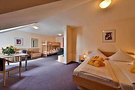 Standard Family Room