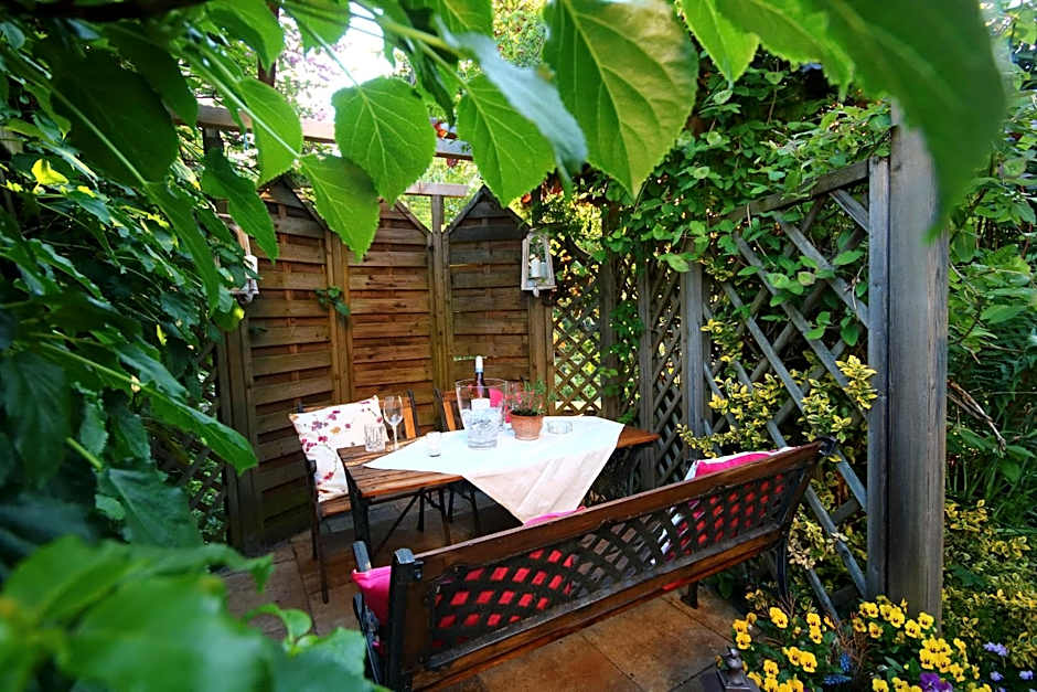 Kia Ora Hotel Restaurant