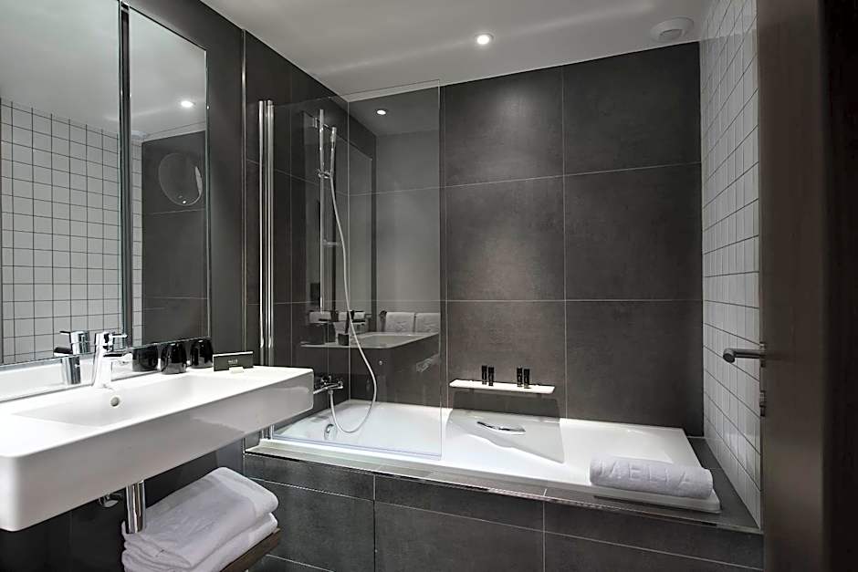 Melia Paris La Defense