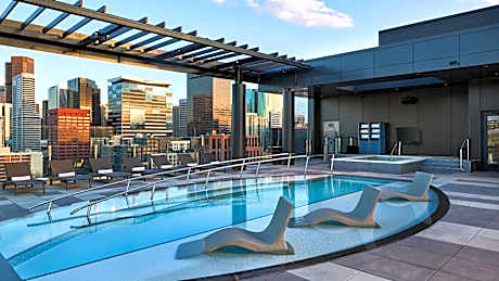 The Rally Hotel at McGregor Square