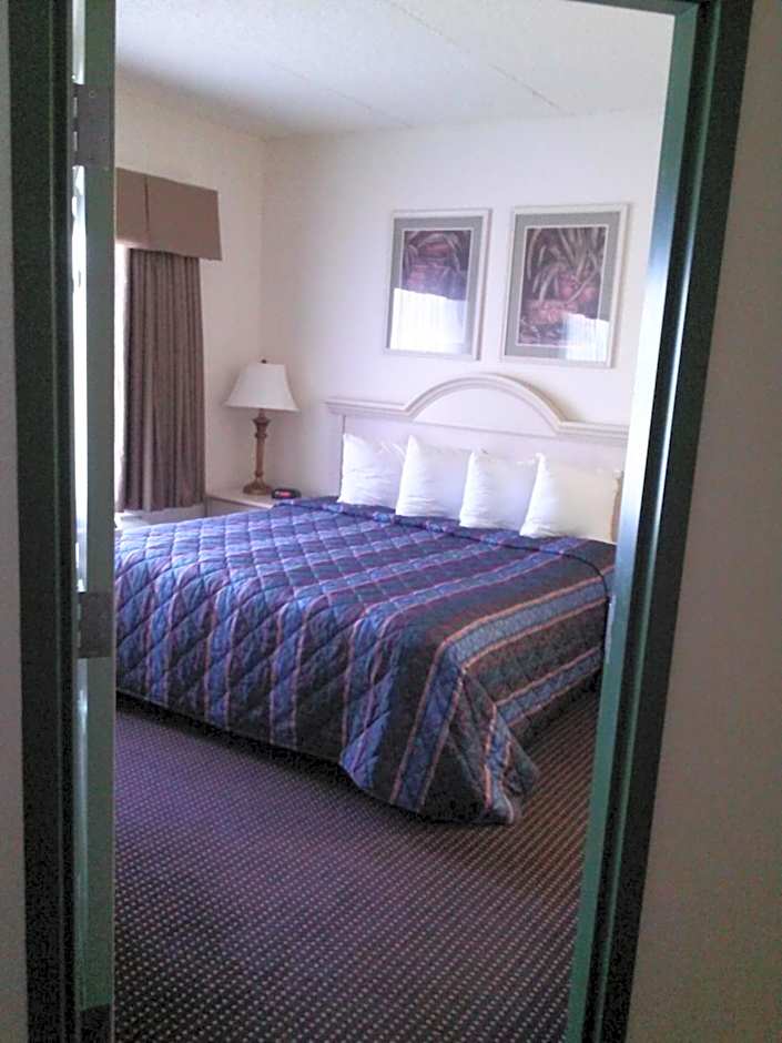 Allure Suites of Fort Myers