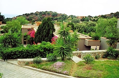 Hotel Club Baia Delle Ginestre - Alojamientos en CERDEÑA