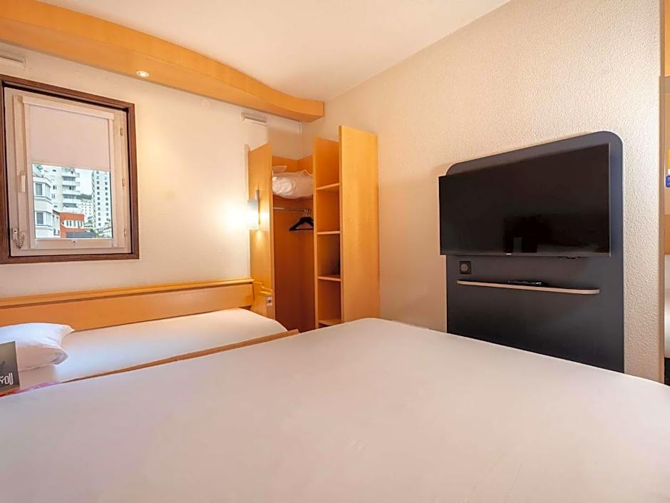 ibis Paris Pont de Suresnes Longchamp