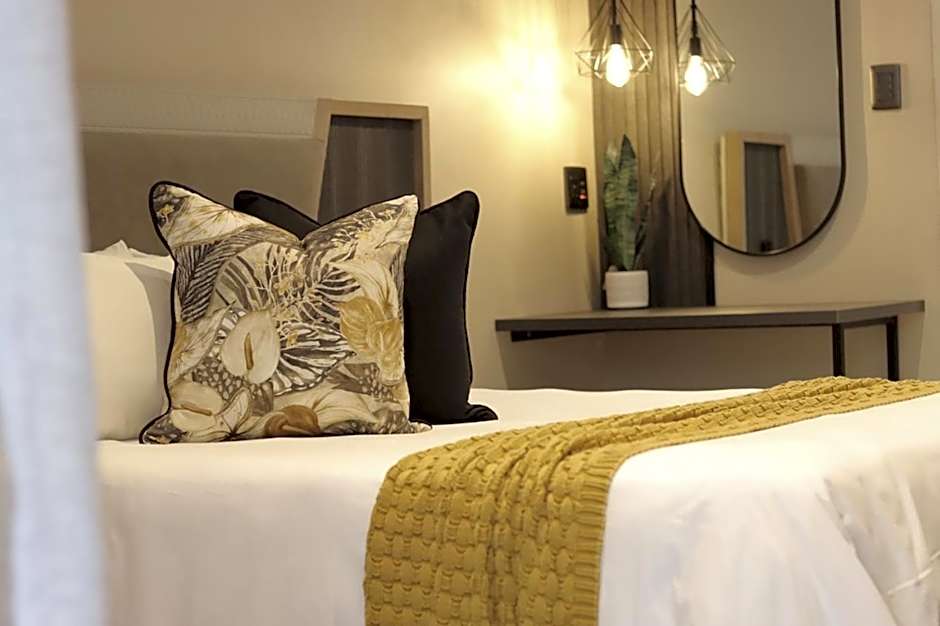The Cycad Lodge & Chalets