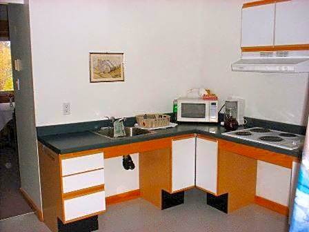 Quiet Bay Inn & Café