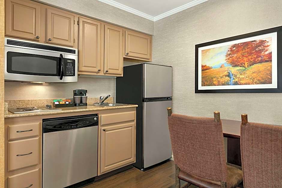 Homewood Suites By Hilton Syracuse/Liverpool