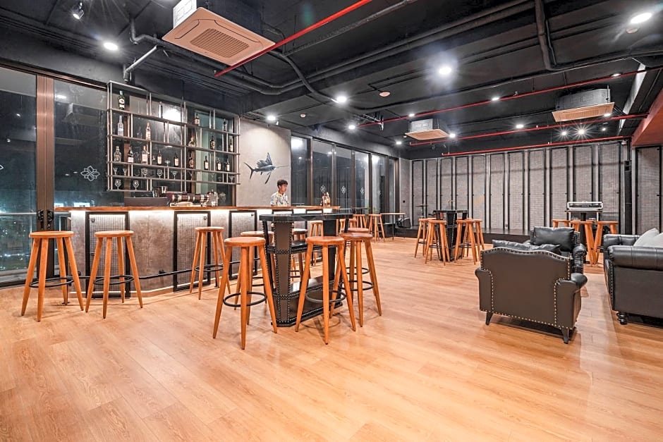 Sala Grand TuyHoa Hotel