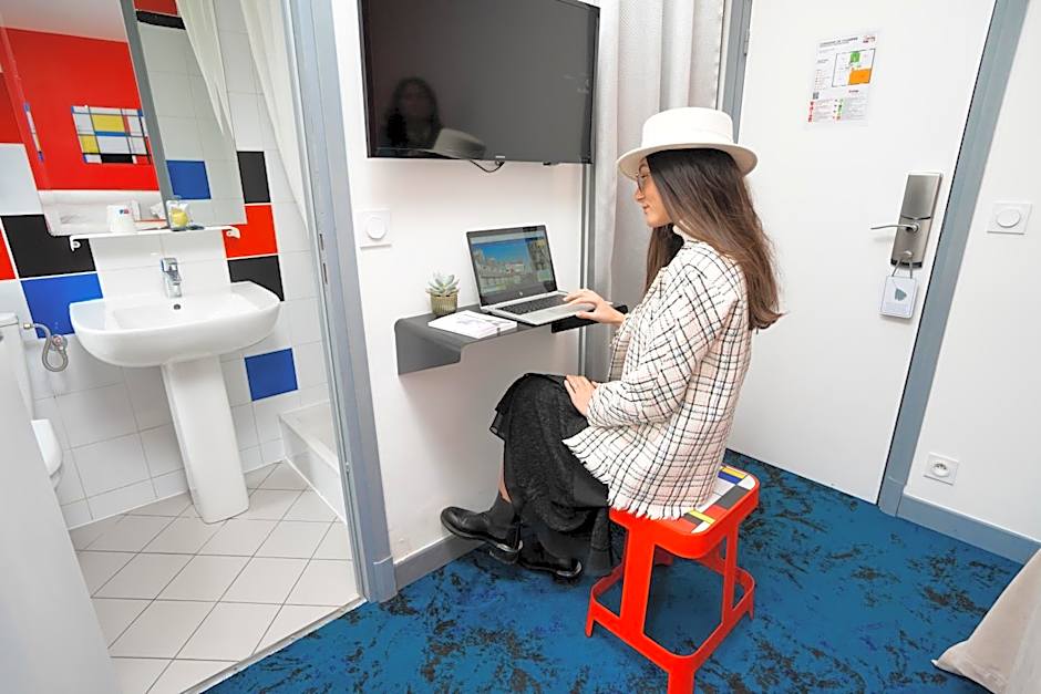 Hotel Du Mont Dore Batignolles