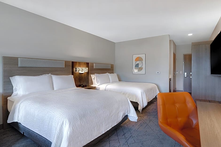 Holiday Inn Express & Suites Chino Hills, an IHG Hotel