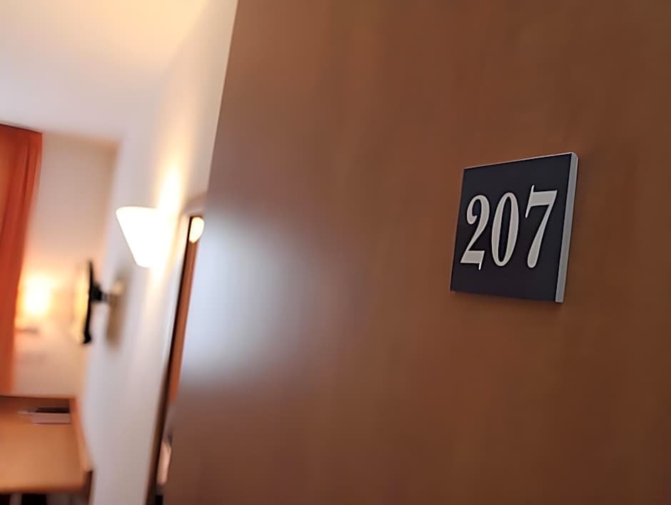 Brit Hotel Confort Villeneuve Sur Lot