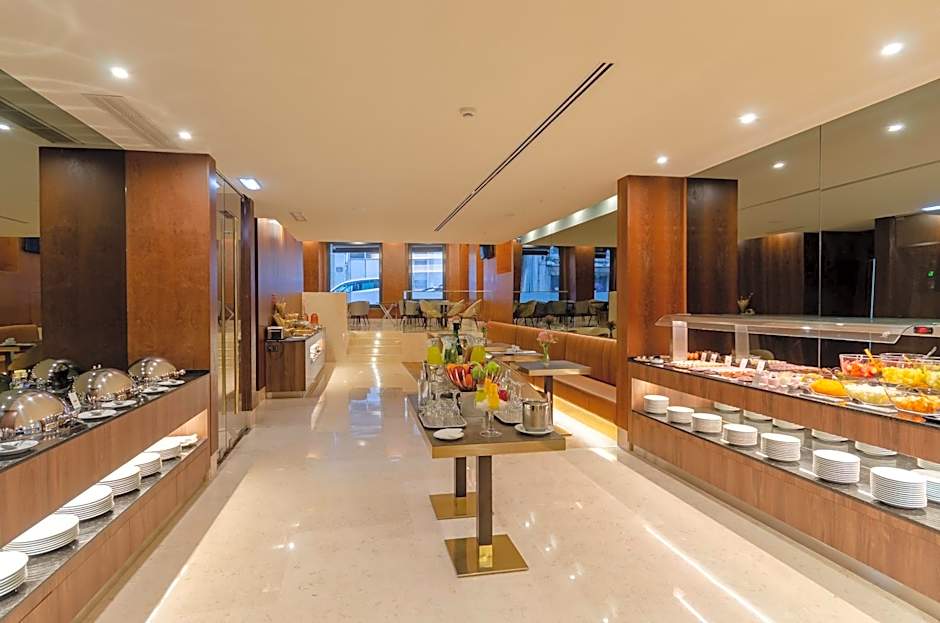 TURIM Boulevard Hotel