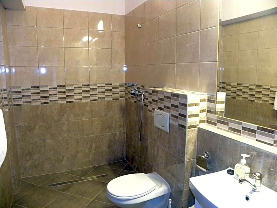 Okulski Grand Rozewie Pokoje i Apartamenty