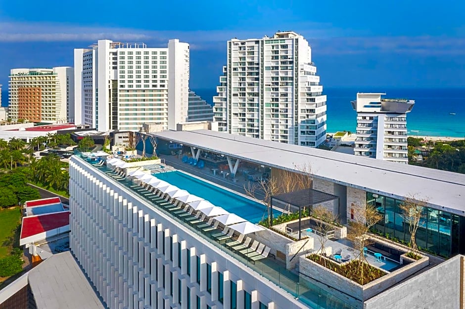 Canopy by Hilton Cancun La Isla
