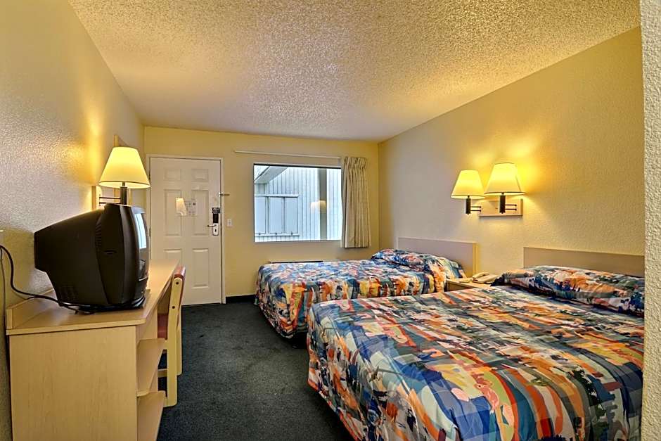 Motel 6-Seattle, WA - South