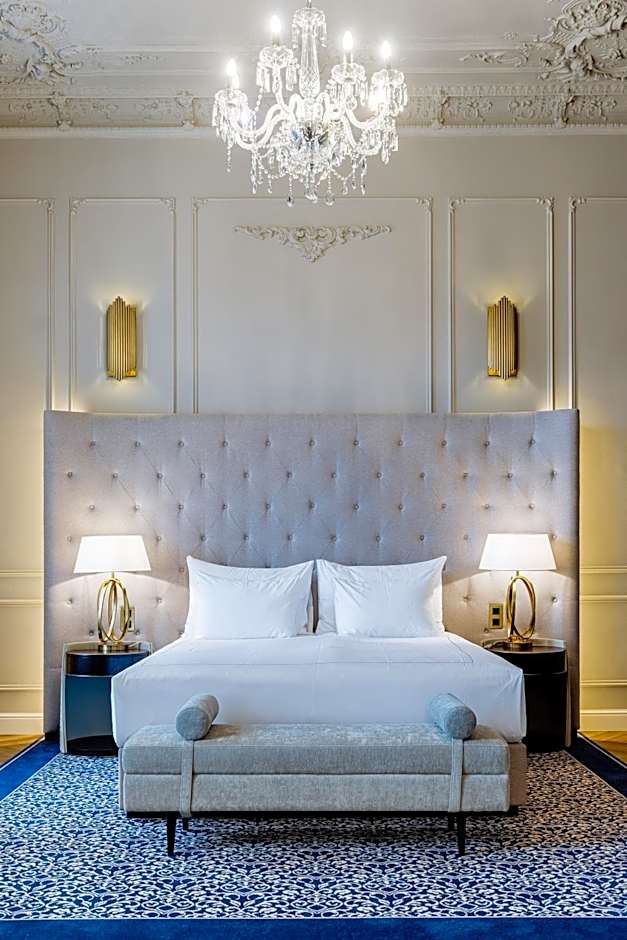Photo 1 of 6 of Classic Suite, View