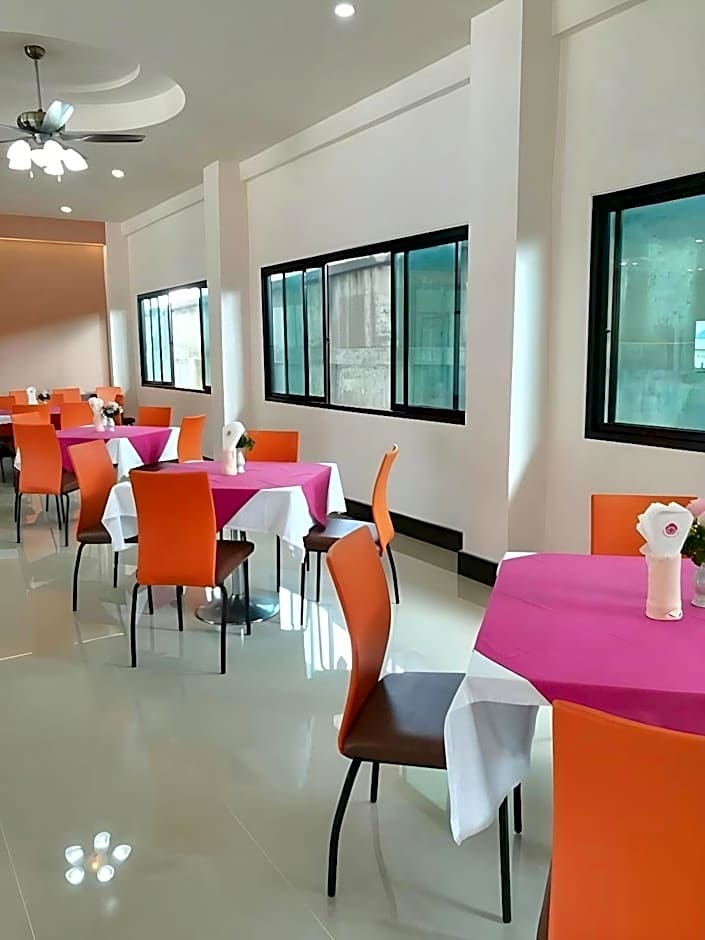 Sakura Budget Hotel