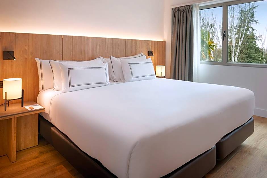 Melia Madrid Barajas