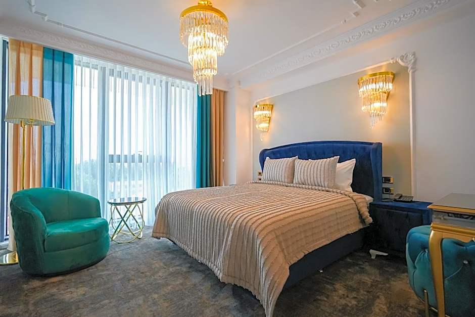 W Regal Boutique Hotel&Spa