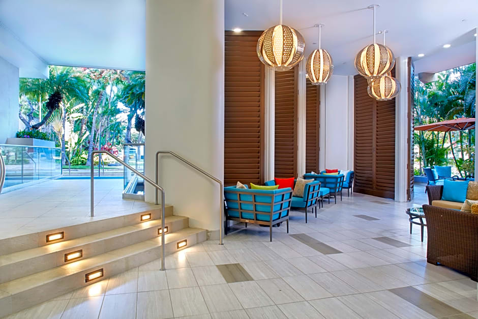 Holiday Inn Express Waikiki, an IHG Hotel